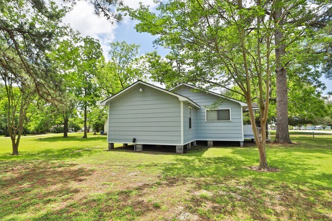 Building Photo - 18419 Buddy Riley Blvd