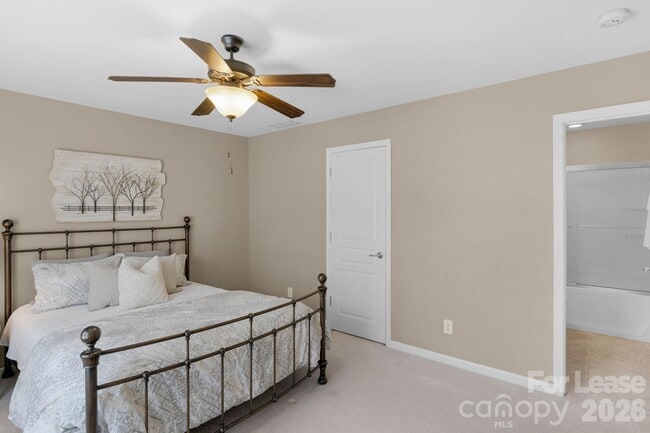 Building Photo - 2076 Belair Dr