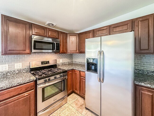 Building Photo - SD: Spacious 4BD/2BA Home in Imperial Beach with Large Yard, Turf Backyard & Attached Garage