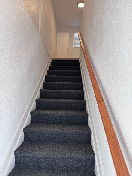 Stairway to Living Space - 5190 Washington St