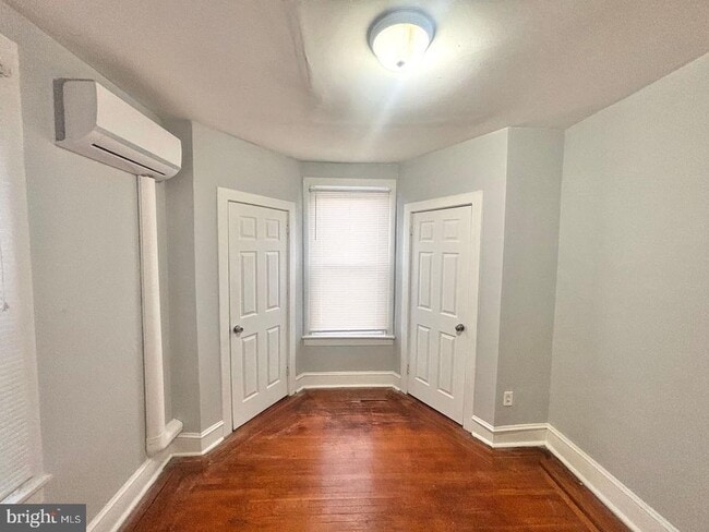 Building Photo - 1736 N 59th St