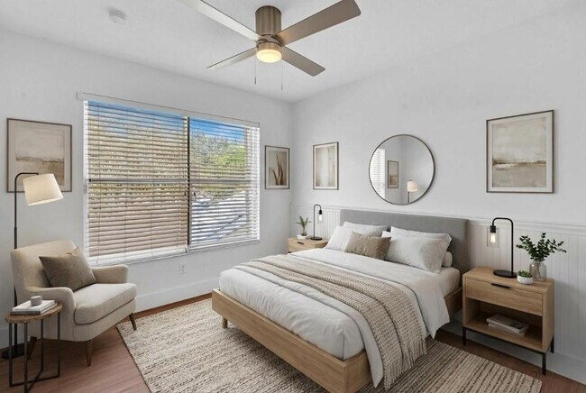 Building Photo - 4945 Fulton St