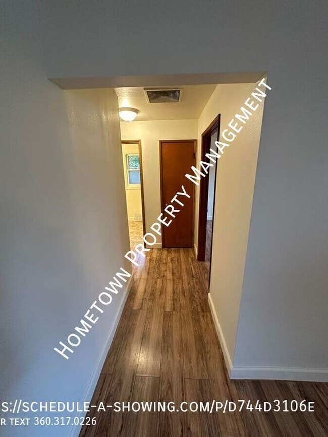 Building Photo - 4904 14th Ave SE