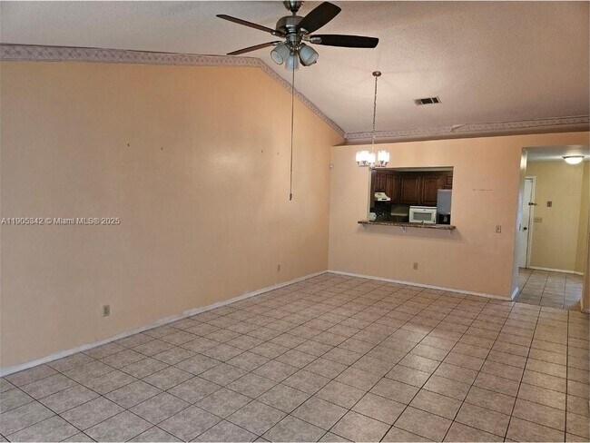 Building Photo - 154 Sandalwood Dr