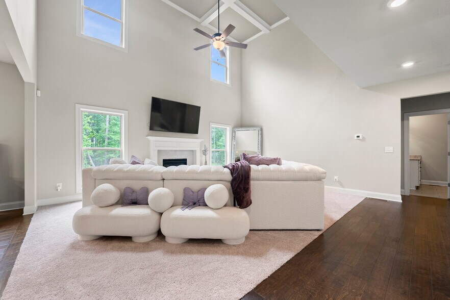 Building Photo - 85 Allspice Dr