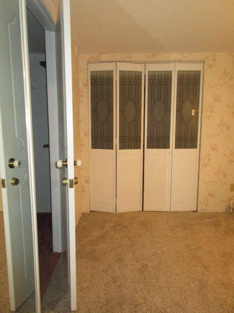 Building Photo - 65 Willowbrook Dr