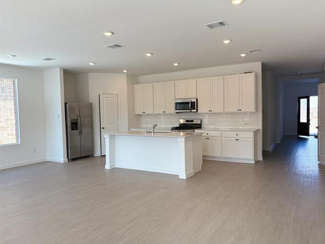 Building Photo - 2416 Conroe Rd