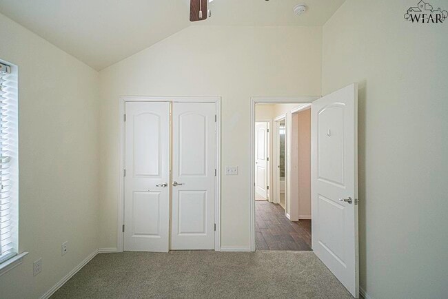 Building Photo - 4907 Falcon Crest Blvd