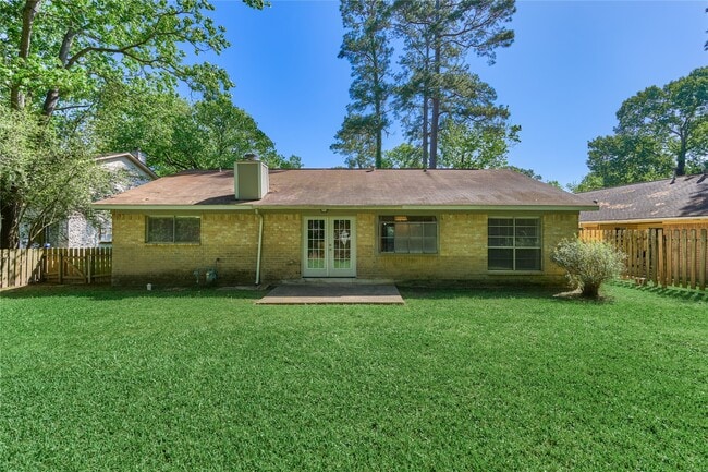 Building Photo - 3122 Village Park Dr