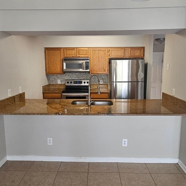 Building Photo - 200 Sandestin Ln