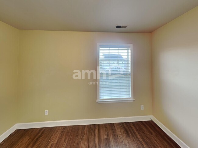 Building Photo - 3030 Romain Trl