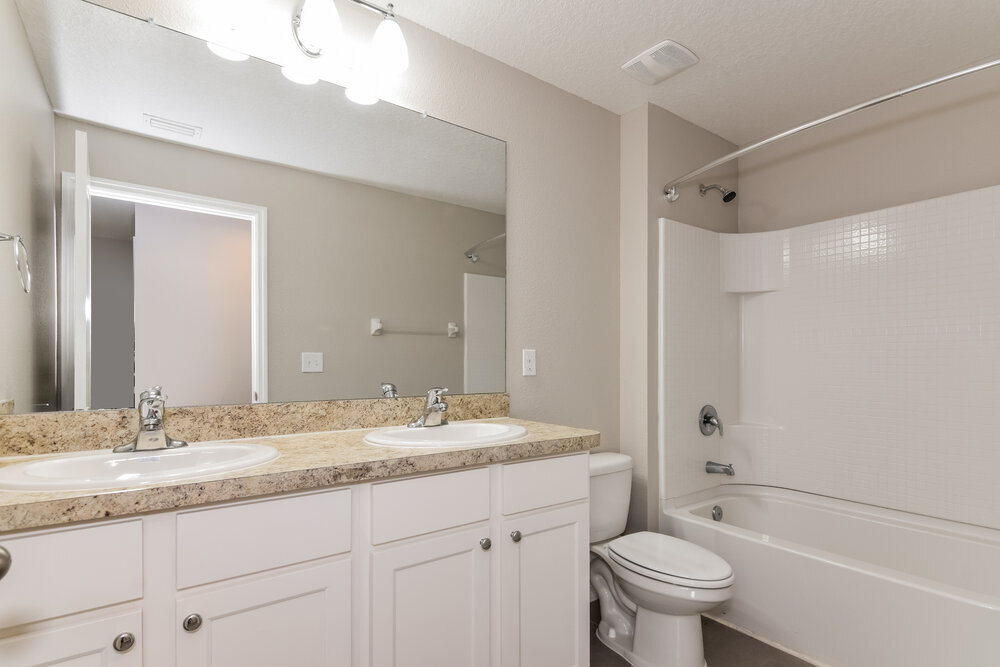 Building Photo - 10508 Whispering Hammock Dr