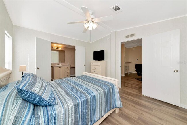 Building Photo - 3308 Anastasia Pl