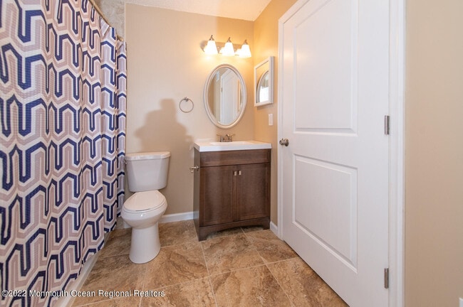 Building Photo - 506 Daffodil Dr