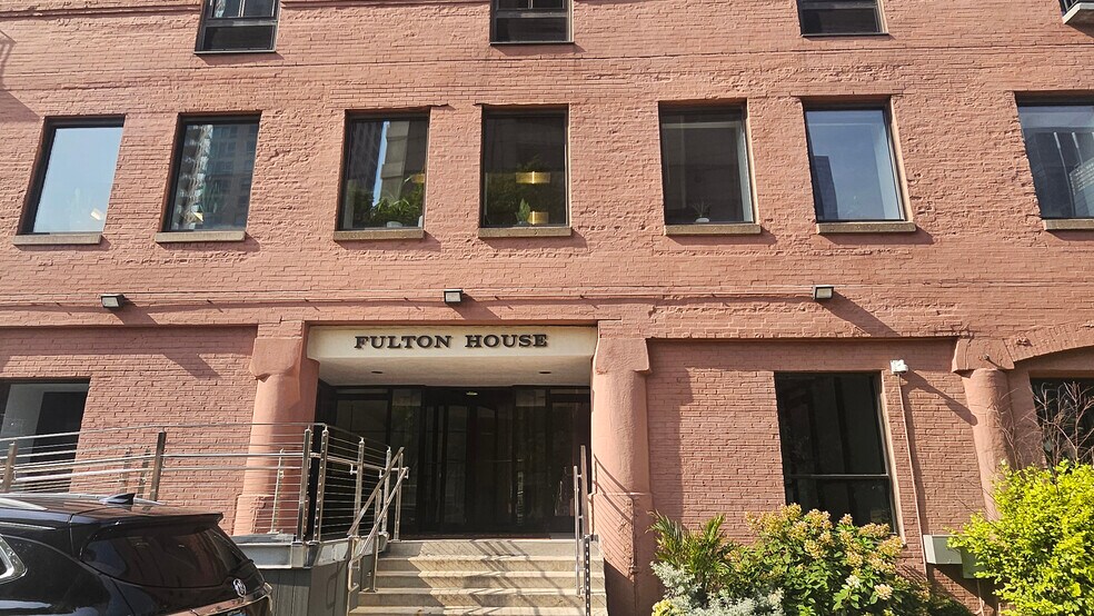 Primary Photo - 345 N Canal St