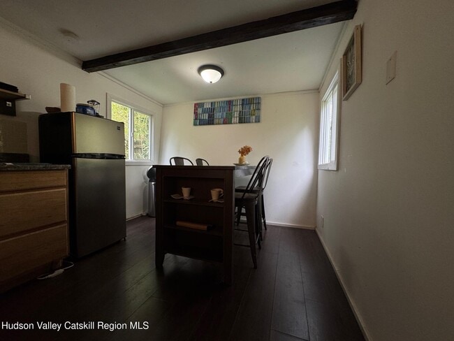 Building Photo - 384 Glenerie Blvd