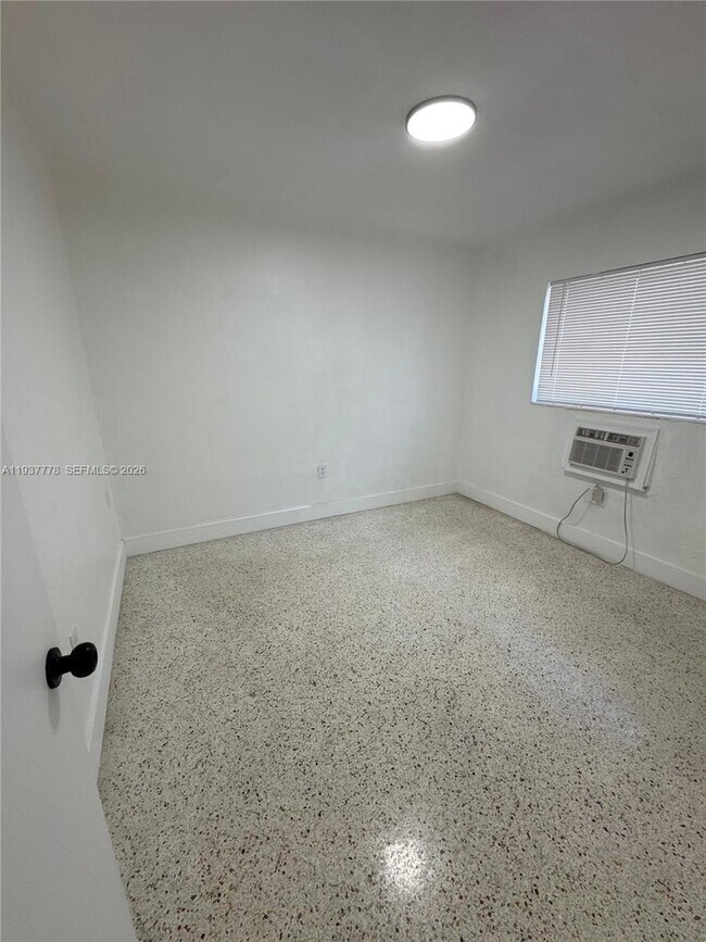 Building Photo - 1026 NW 2nd St