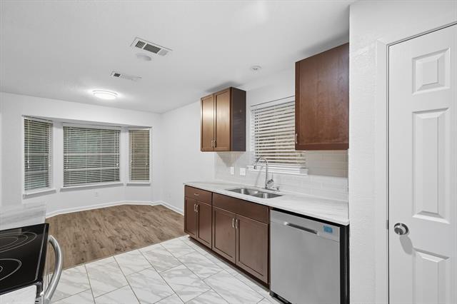 Building Photo - 6105 Melody Ln