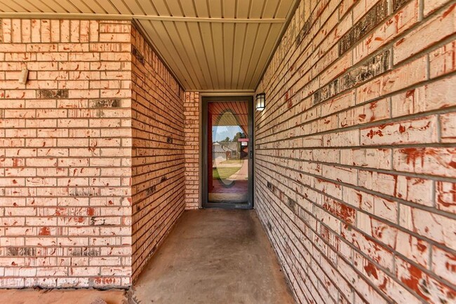 Building Photo - 1030 Walsh Ln