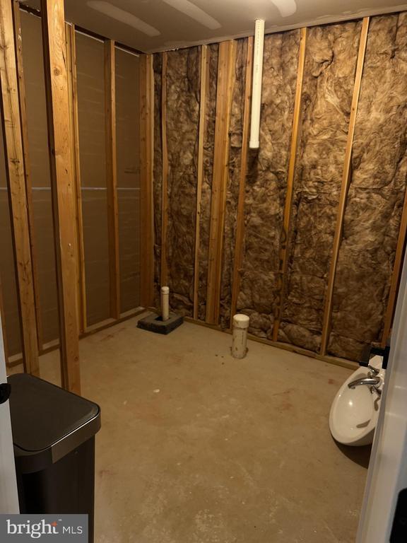 Building Photo - 125 Maggie Ln