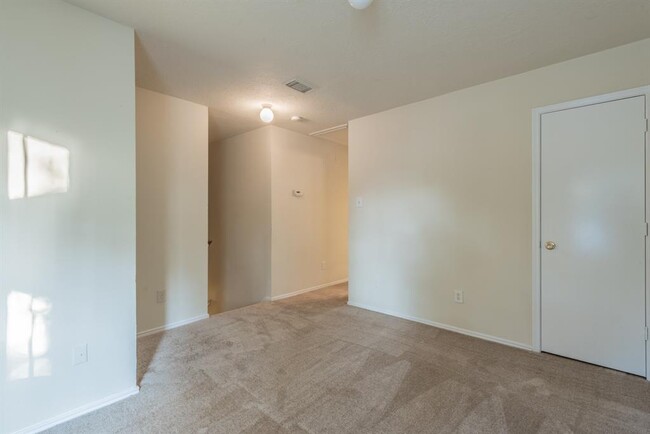 Building Photo - 11711 Sunny Stream Dr