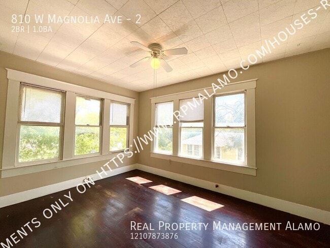 Building Photo - 810 W Magnolia Ave