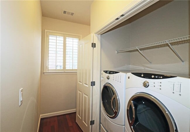 Building Photo - 1284 Ashford Creek Way NE