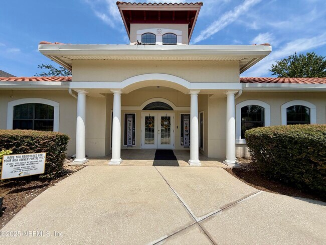 Building Photo - 1911 Vista Cove Rd