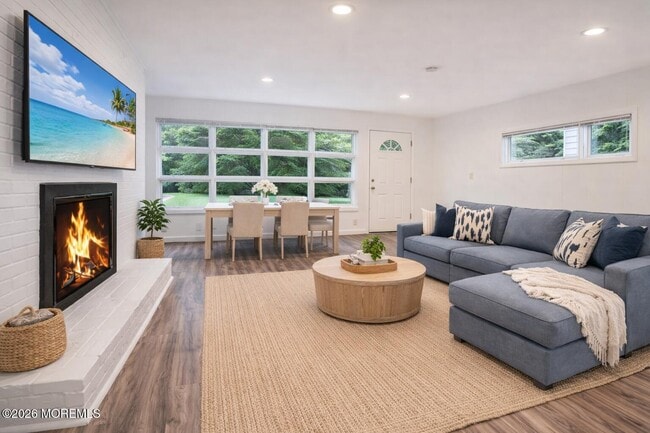 Building Photo - 59 Lakewood Rd