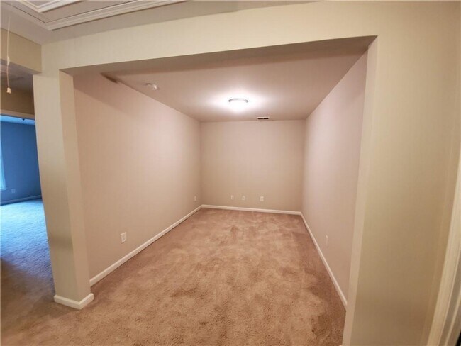 Building Photo - 1445 Winshire Cove