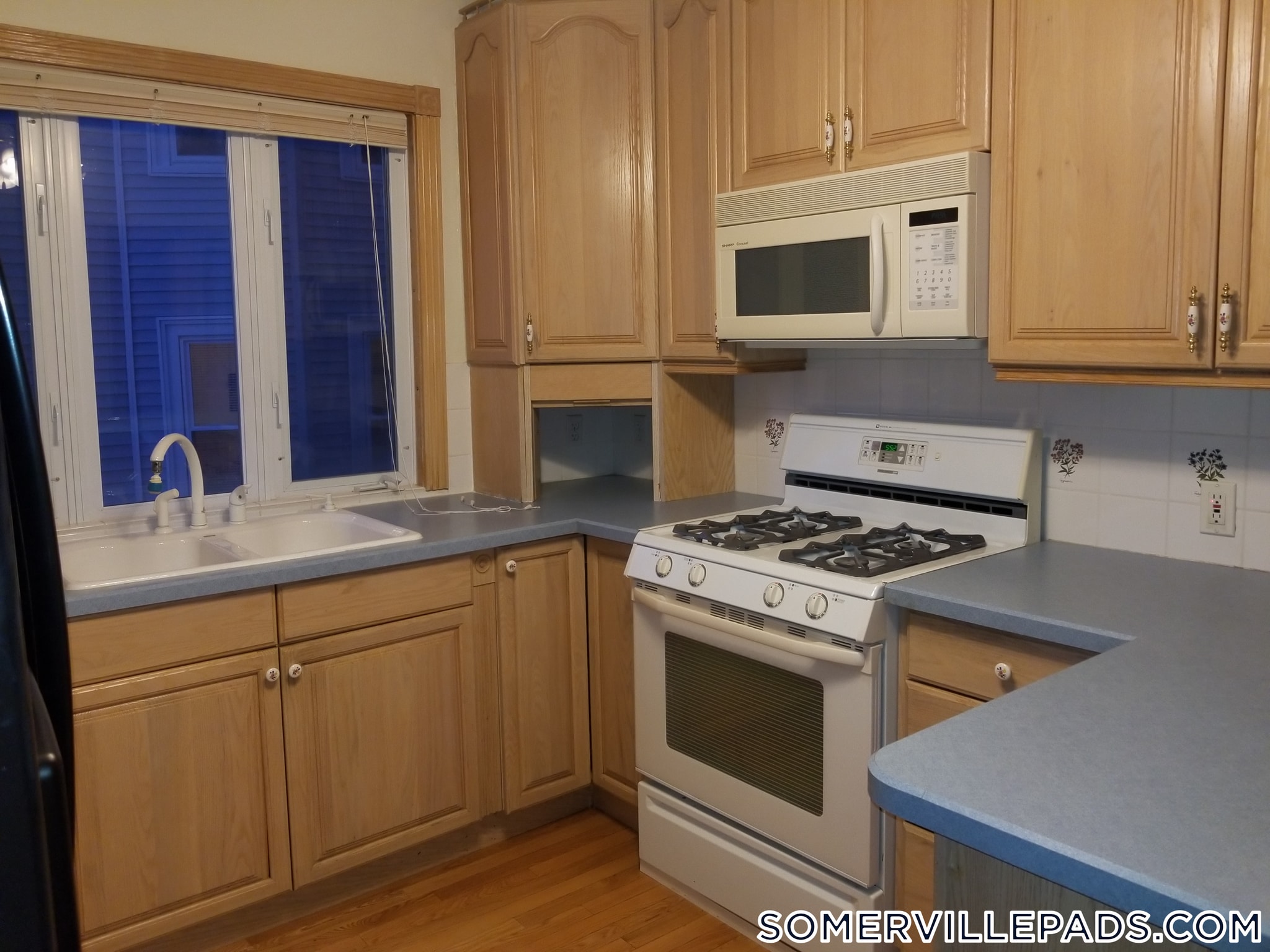 Building Photo - 96 Conwell Ave