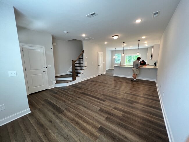 Building Photo - 337 Old Grove Ln