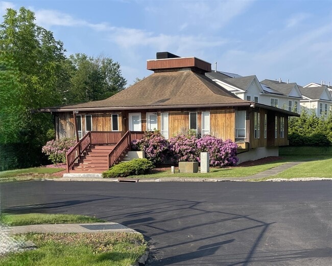 Building Photo - 268 Concord Ln