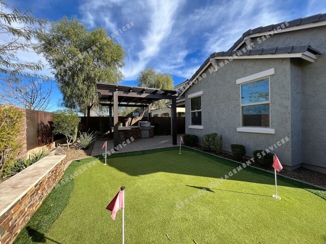 Building Photo - BEAUTIFUL 3 BEDROOM 2 BATHROOM HOME IN PEORIA