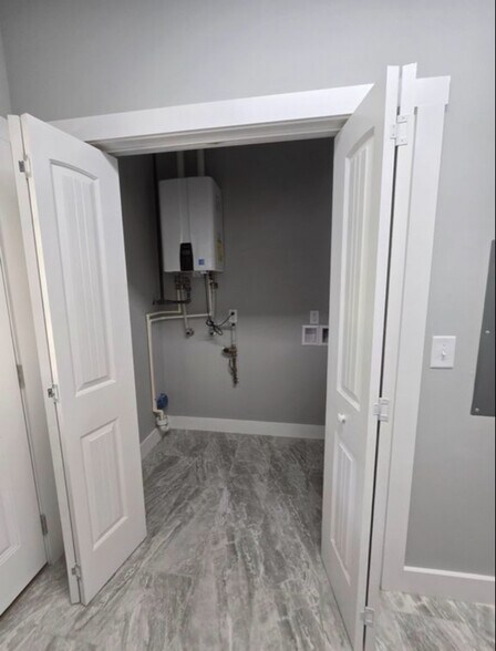 Building Photo - 906 Ga Ln