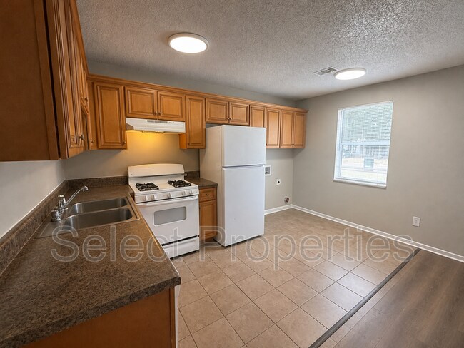 Building Photo - 4809 Samantha Ave