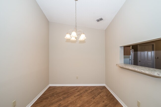 Building Photo - 11350 Weeden Island Way