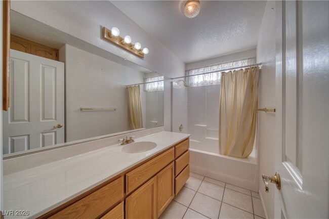 Building Photo - 3011 Pebble Beach Ave