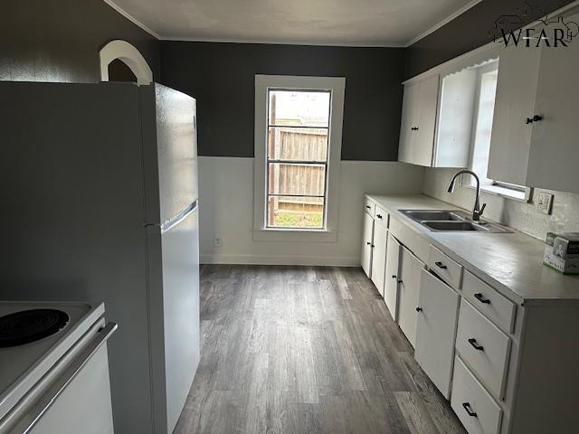 Building Photo - 213 W Cottonwood St