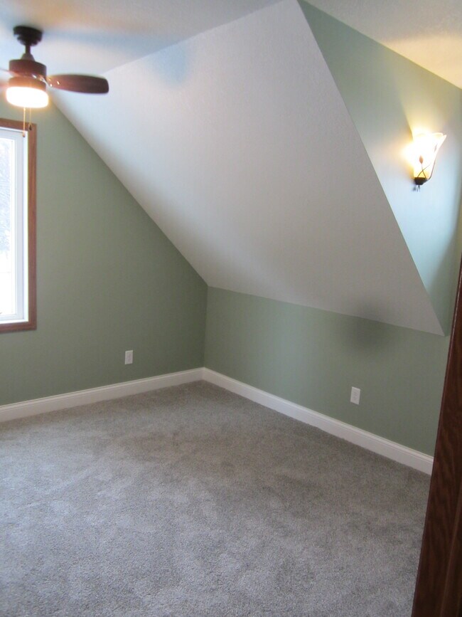 Bedroom #2 - 3622 Humboldt Ave N