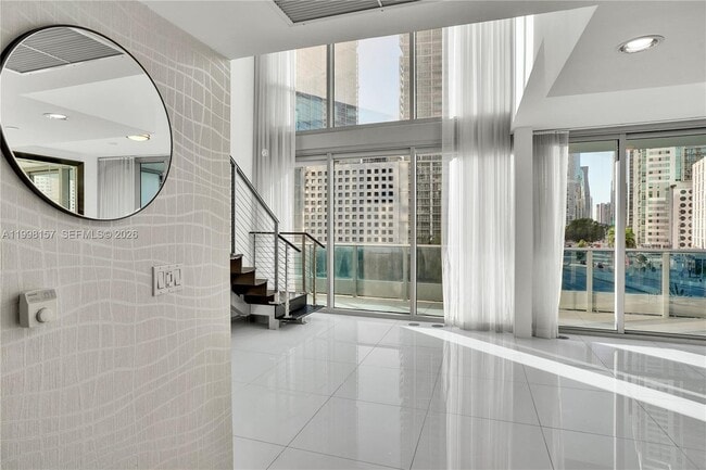 Building Photo - 200 Biscayne Blvd Way