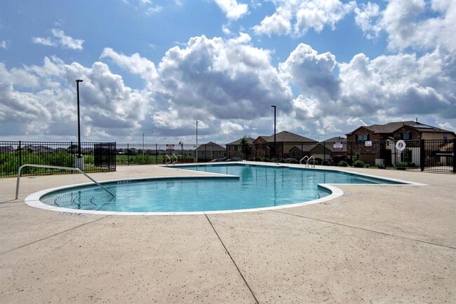 Building Photo - 7400 Longford Trail