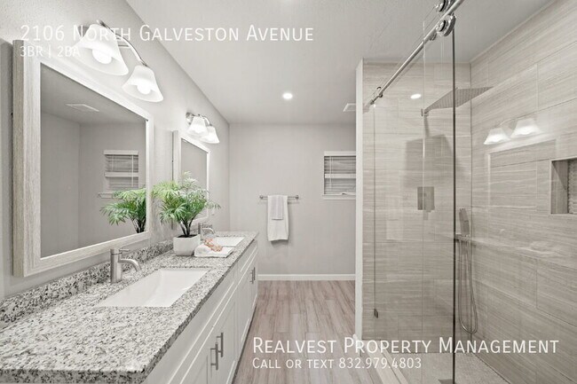 Building Photo - 2106 N Galveston Ave