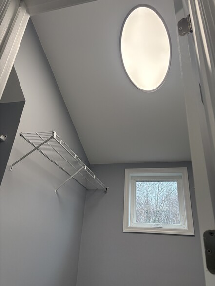 Building Photo - 9 Woodville Cir
