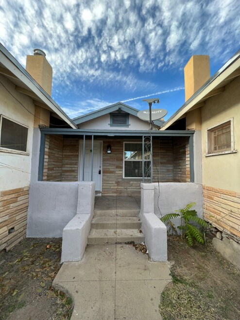 Building Photo - 3313 Hueco Ave
