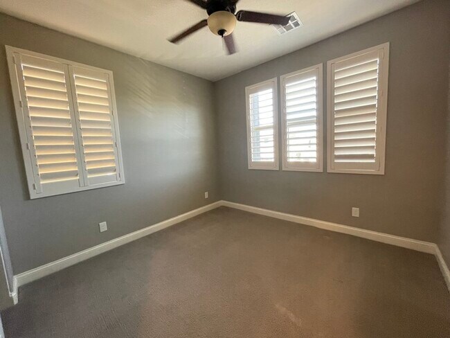 Building Photo - This property has been shown before and wi...