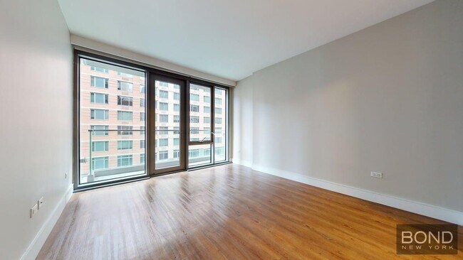 Building Photo - 237 E 34th St