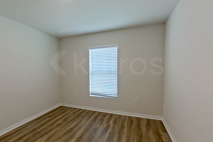 Building Photo - 10872 N Frantz Ave