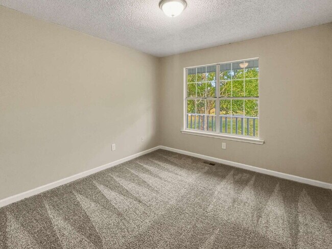 Building Photo - North Hall Ranch Available Immediately