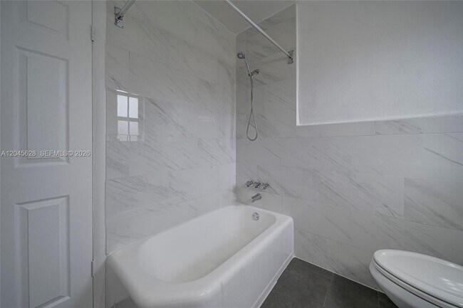 Building Photo - 6565 Santona St
